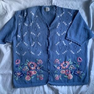 Granny embroidered short sleeve cardigan